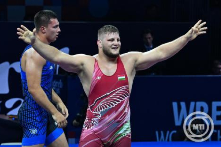 Birkózó-vb - A nehézsúlyú Vitek először döntős világversenyen