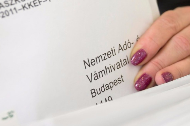 Már több mint 100 ezren beküldték a családi adóvisszatérítés nyilatkozatot