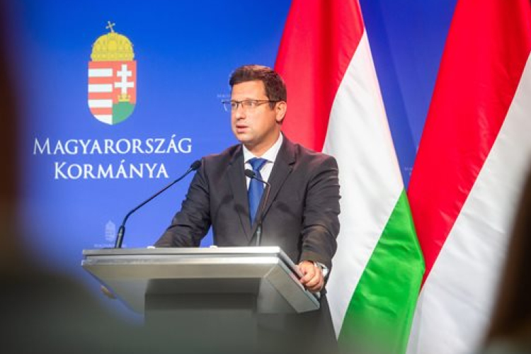 Gulyás Gergely: megérkezett Brüsszelből a tanárok és óvónők béremelését lehetővé tevő garancia