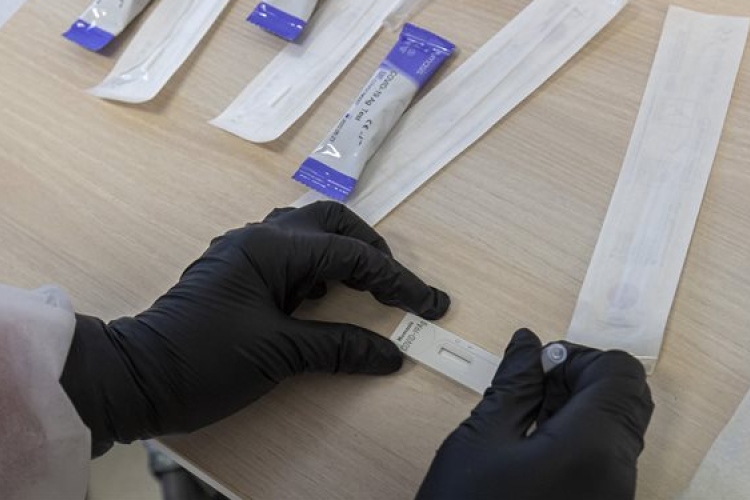 A beoltottak teszt- és karanténkötelezettség nélkül utazhatnak be Szerbiába