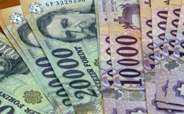KSH: a bruttó átlagkereset 683 300 forint volt, 8,7 százalékkal haladta meg az egy évvel korábbit
