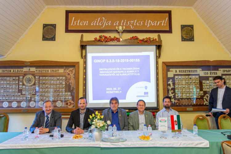 A váratlan kihívásokra készíti fel az IPOSZ a szakembereket